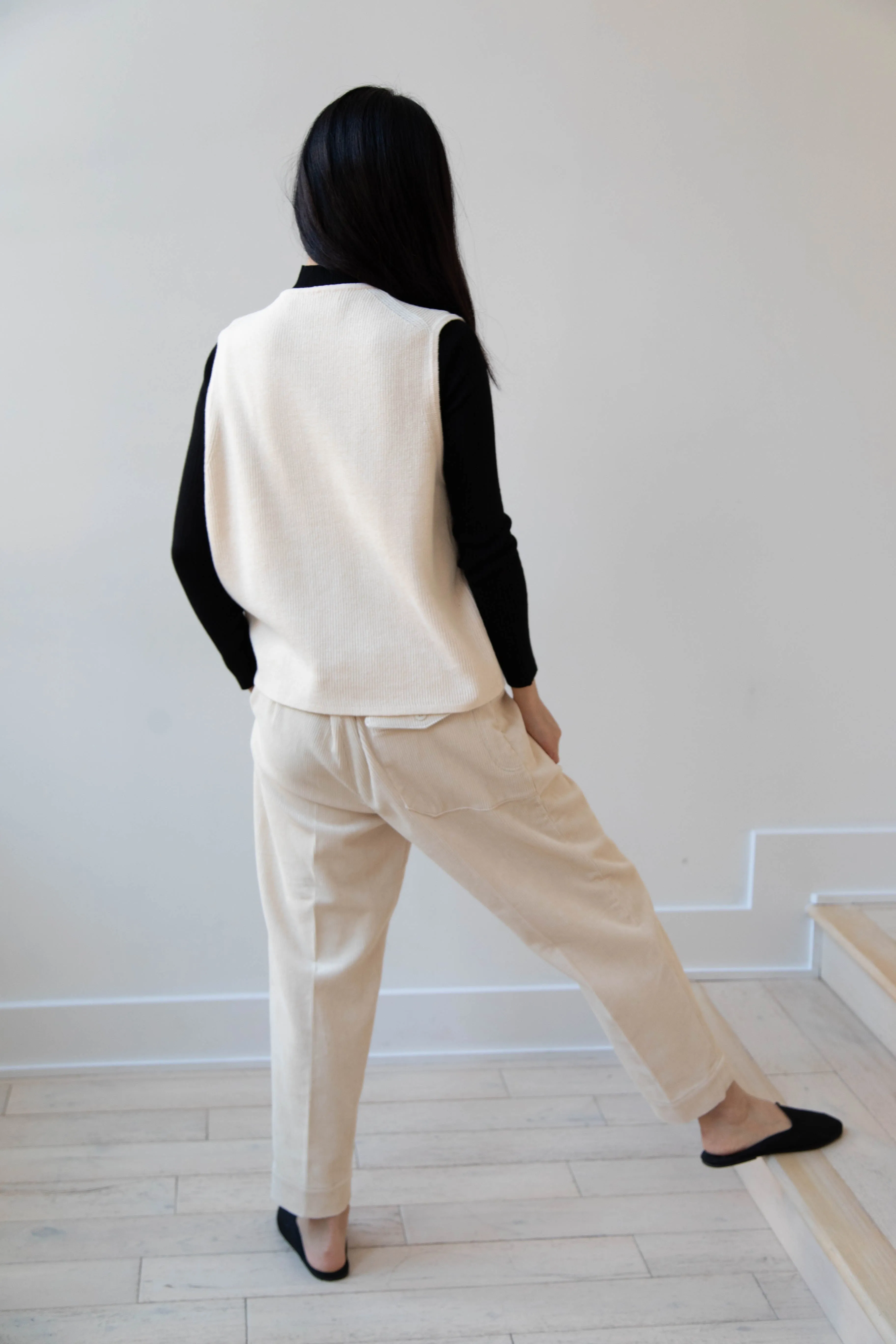 Aseedonclöud | Tea Garden Knit Vest in Beige