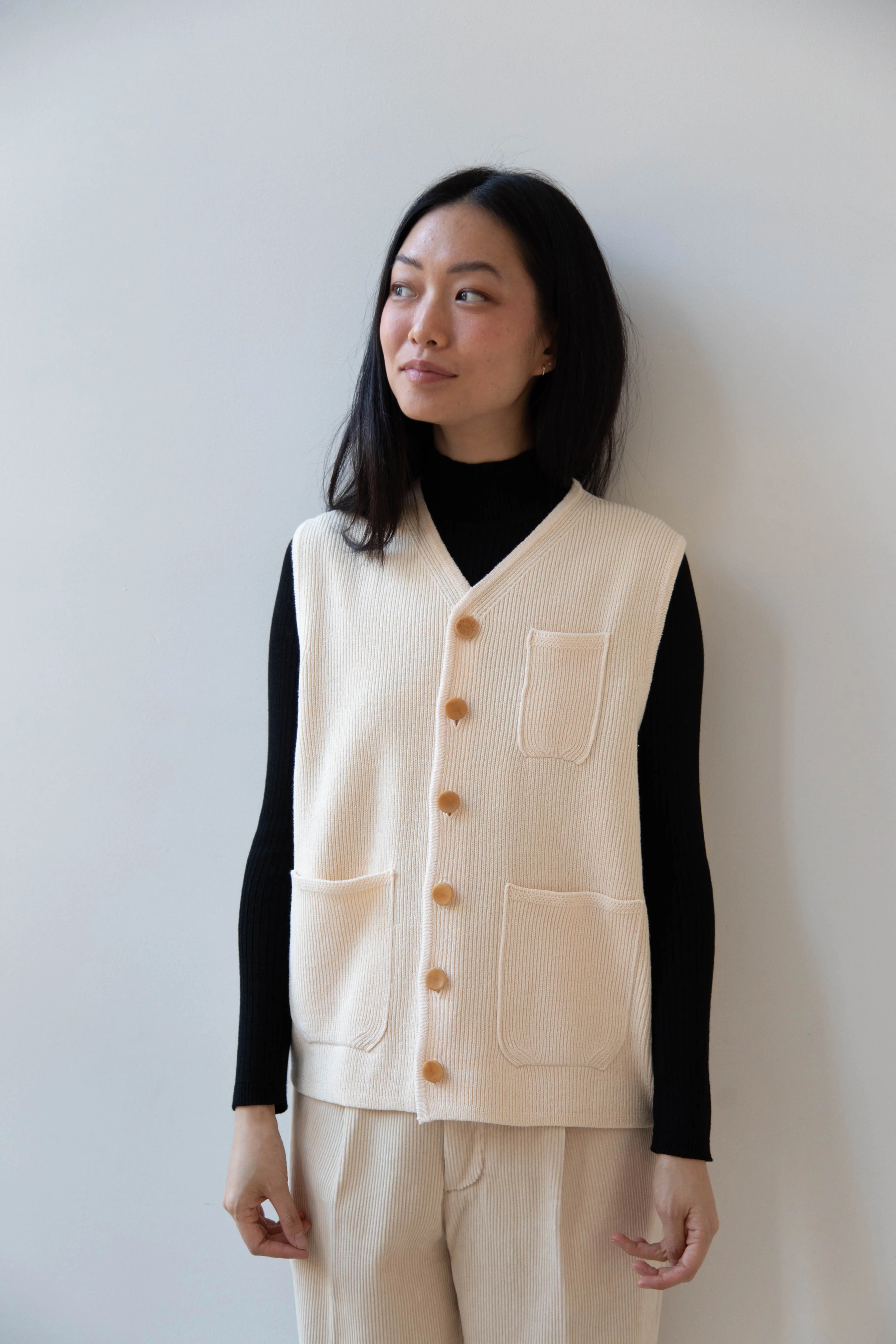 Aseedonclöud | Tea Garden Knit Vest in Beige