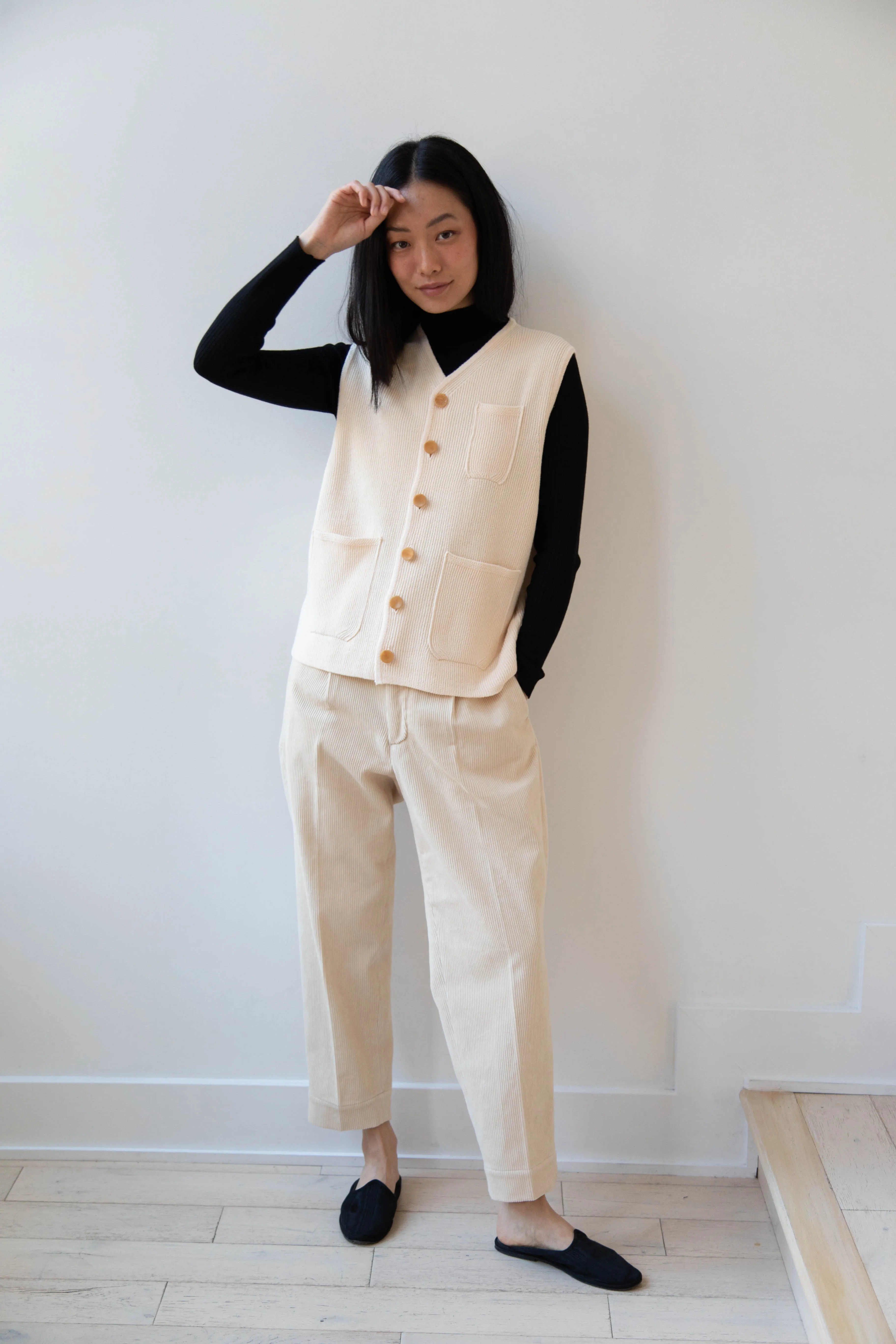 Aseedonclöud | Tea Garden Knit Vest in Beige