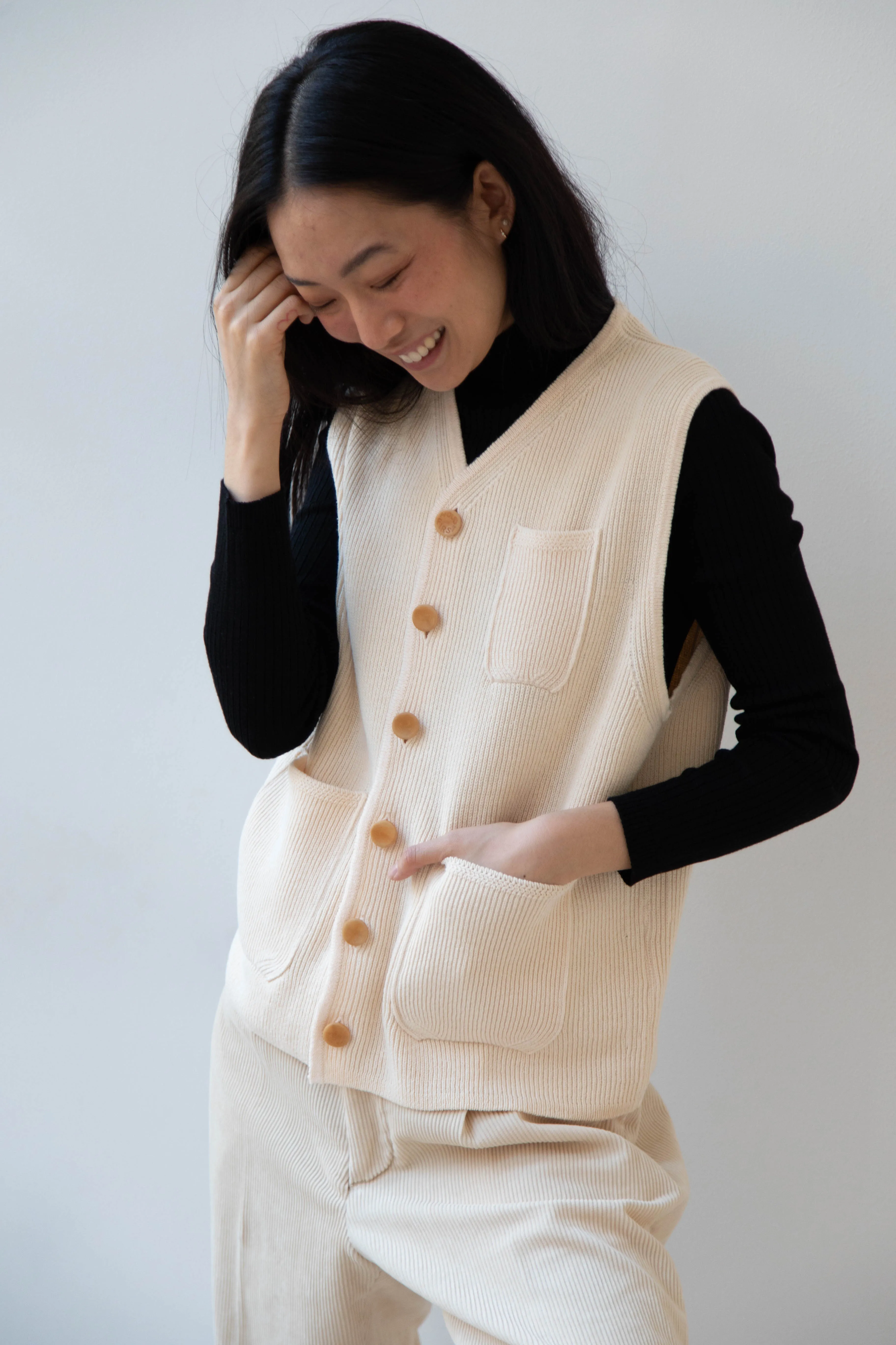 Aseedonclöud | Tea Garden Knit Vest in Beige