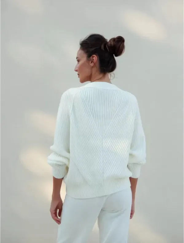 Cotton Rich Textured V-Neck Cardigan Geometria