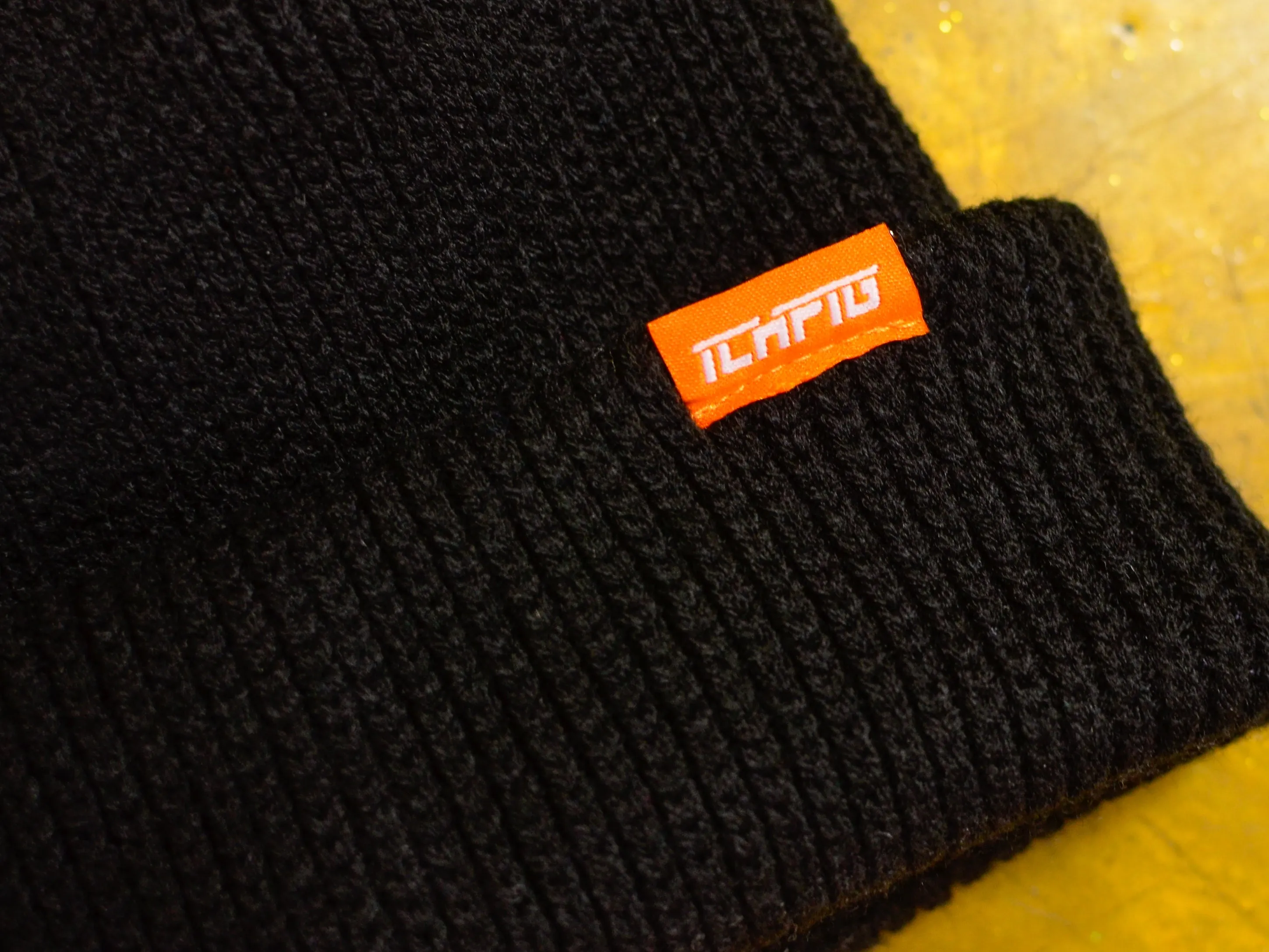 Strike Southy Beanie - Black