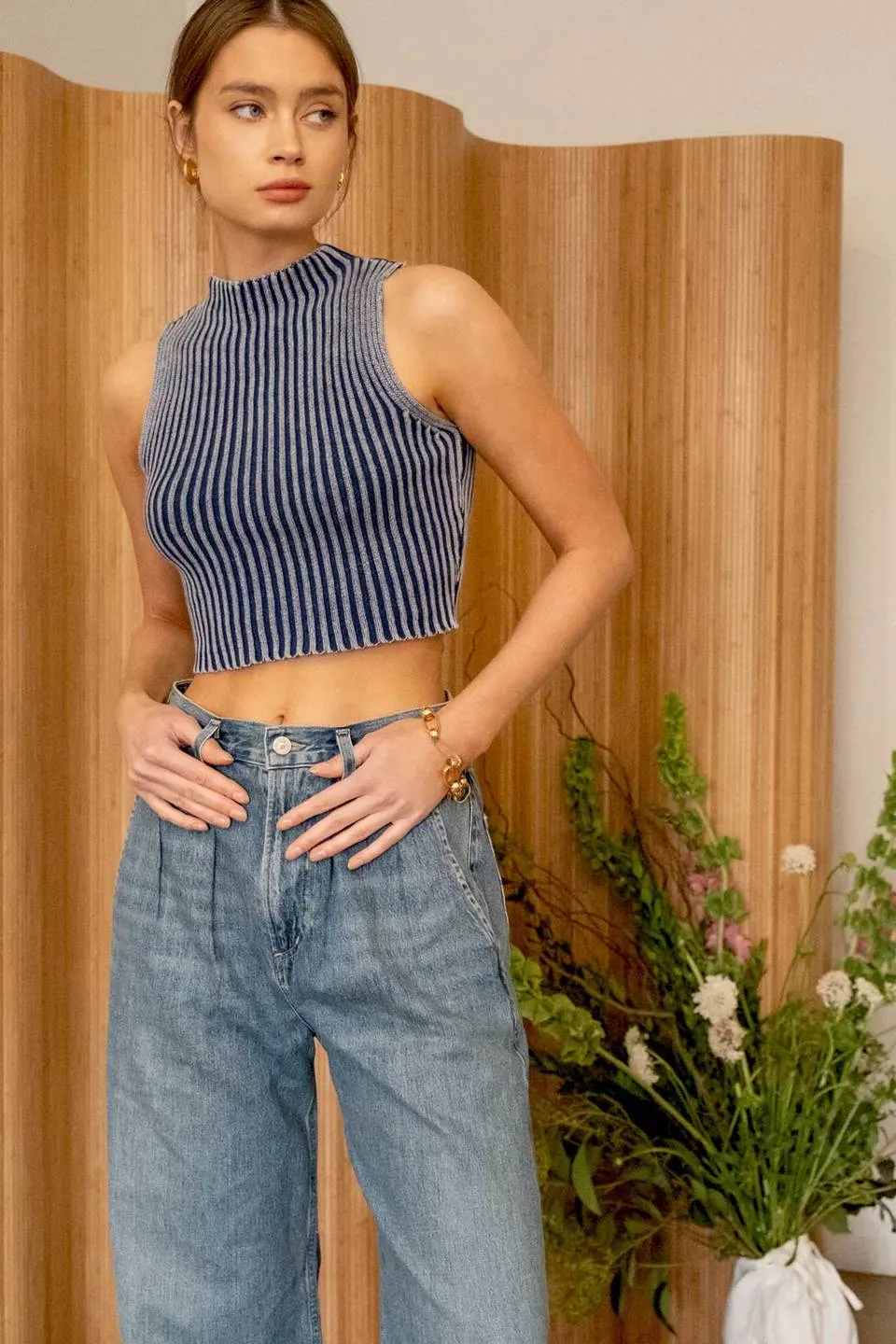 WASHED SLEEVELESS SWEATER KNIT TOP